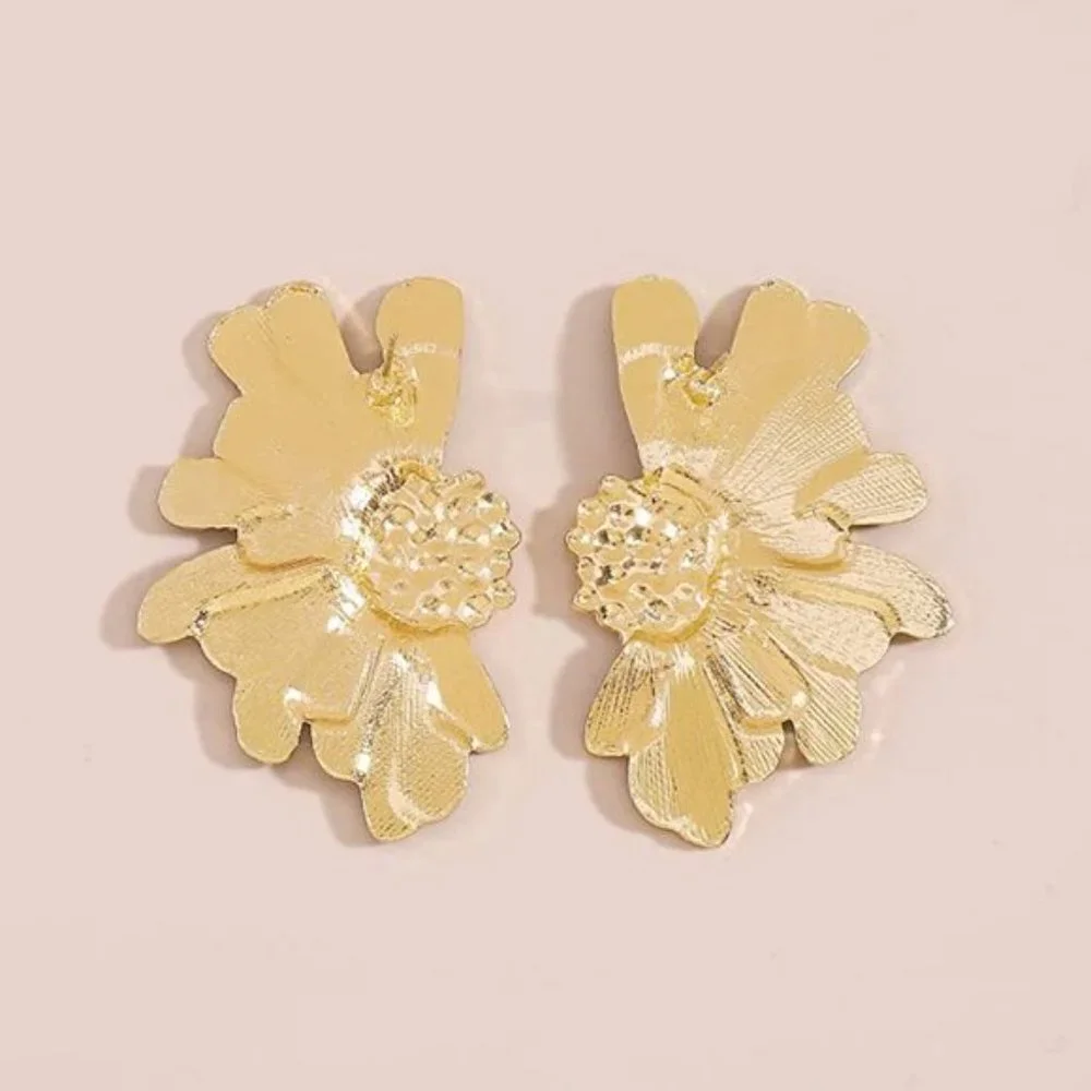 Magical Flower Statement Earrings - Picture 3 of 5